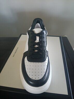 J/Slides Black/White Leather Felix  Womens size 8